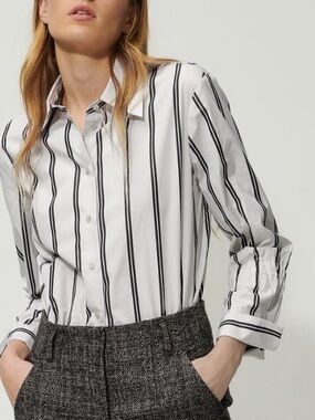 Luisa Cerano Shirt blouse with bold stripe